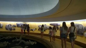 Interno della Piramide allestita all'interno dell'anfiteatro